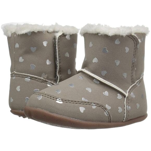 Carter's Every Step Baby Girls Size 3 Bucket‎ Boots Stage 1 Crawl Hearts Fur - Picture 1 of 8
